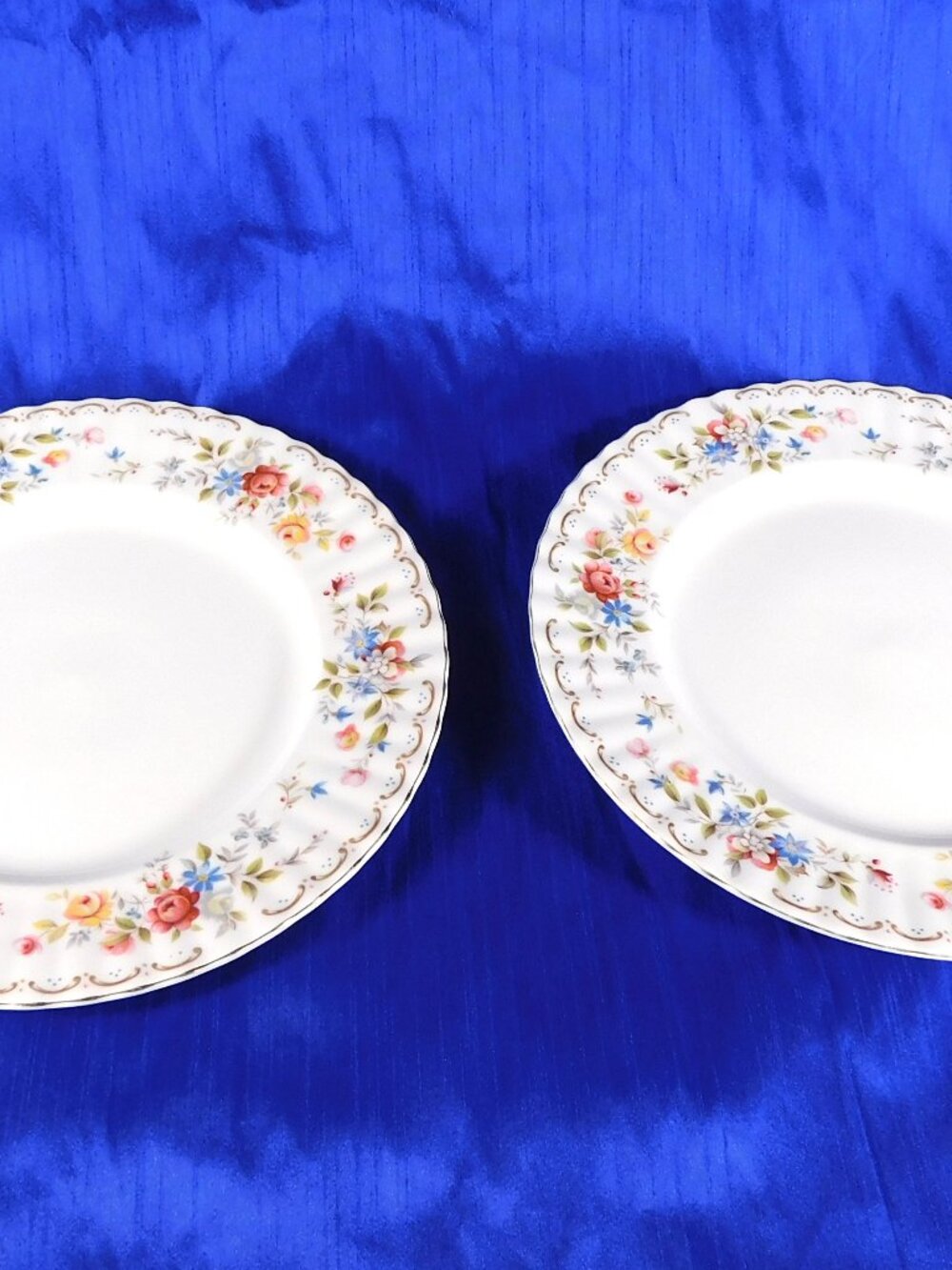 Set of Two Royal Albert Dinner Plates in Jubilee Rose # 24537